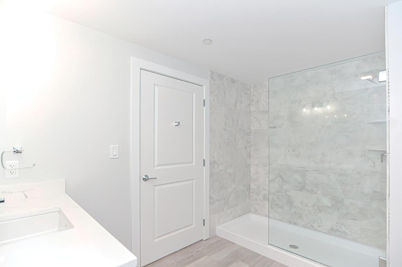 Harbourtown Suites On Plymouth Harbor Екстер'єр фото