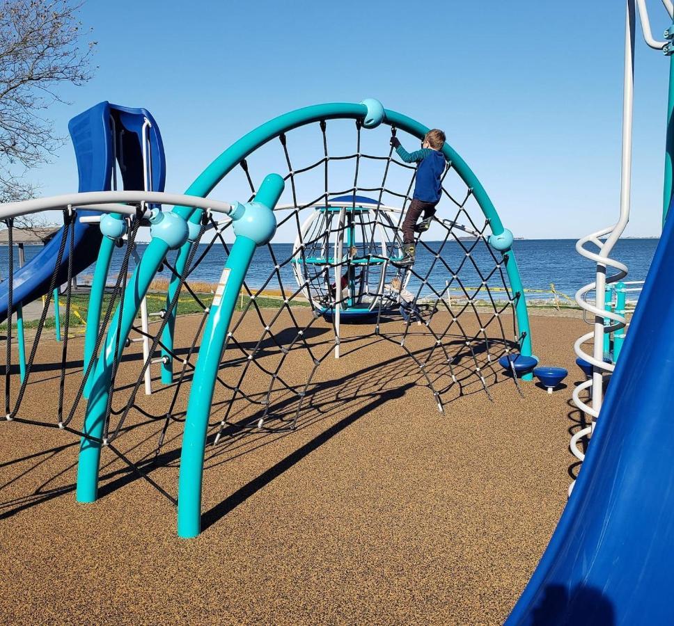 Harbourtown Suites On Plymouth Harbor Екстер'єр фото