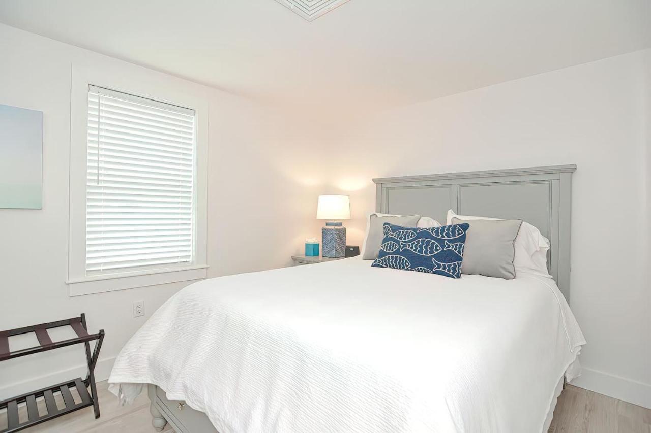 Harbourtown Suites On Plymouth Harbor Екстер'єр фото