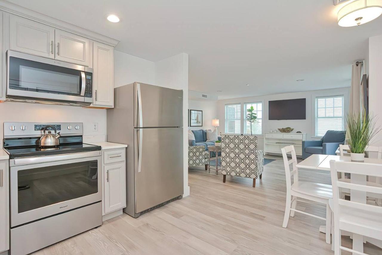 Harbourtown Suites On Plymouth Harbor Екстер'єр фото