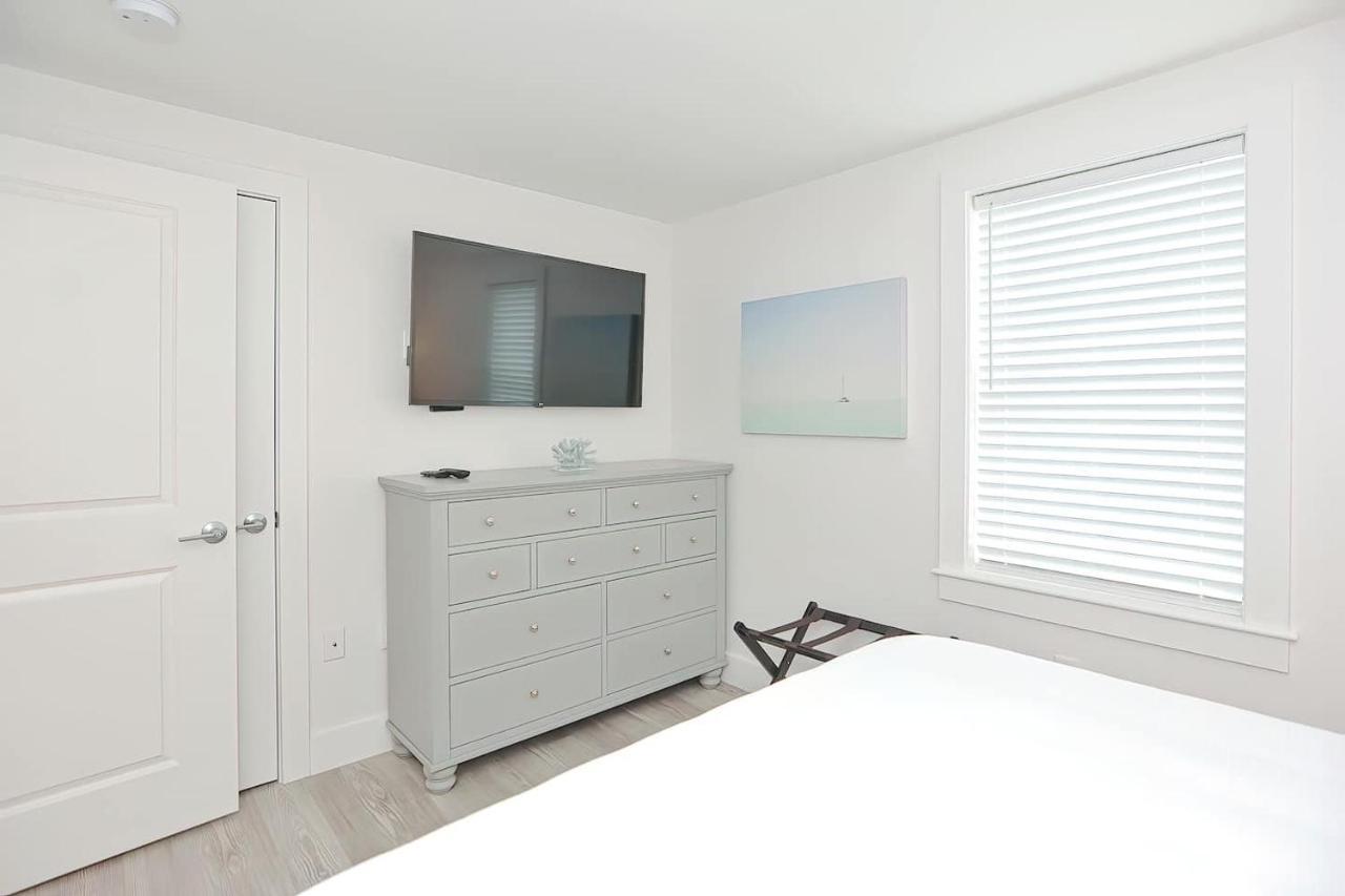 Harbourtown Suites On Plymouth Harbor Екстер'єр фото