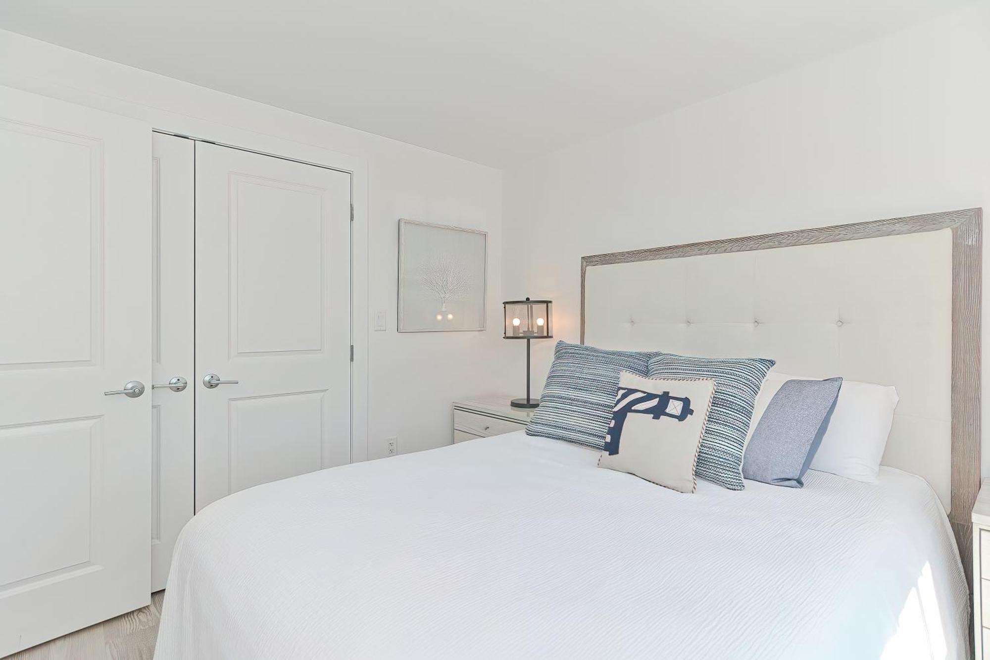 Harbourtown Suites On Plymouth Harbor Екстер'єр фото